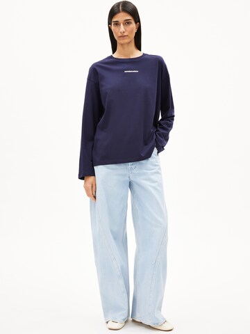 ARMEDANGELS Longsleeve FIETAA DIFFERENCE in Blau