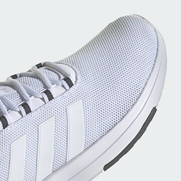 ADIDAS SPORTSWEAR Παπούτσι για τρέξιμο 'Racer TR23' σε λευκό