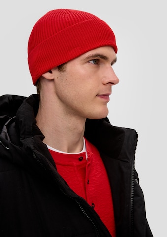 s.Oliver Beanie in Red: front