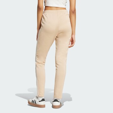 ADIDAS ORIGINALS Slimfit Broek 'Adicolor Sst' in Beige