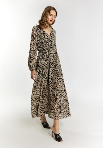 faina Dress in Brown: front