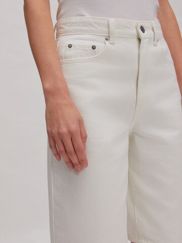 EDITED Regular Farkut 'Addison' värissä valkoinen