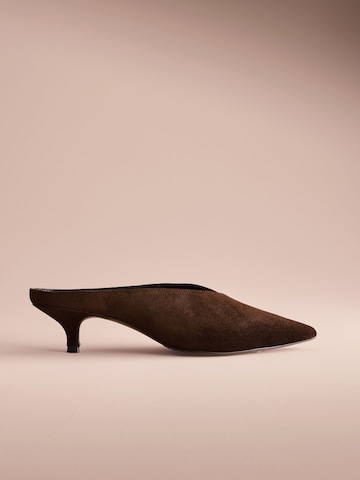 Mule B by Ted Baker en marron