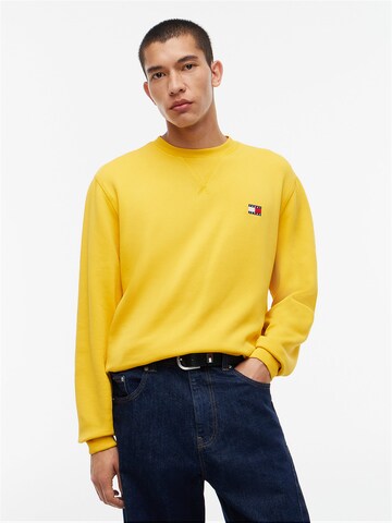 Tommy Jeans Sweatshirt in Yellow: front