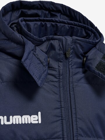 Hummel Between-season jacket 'Bench' in Blue