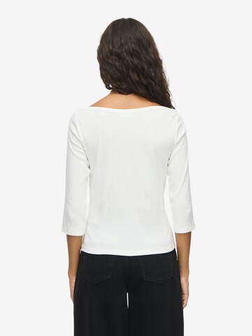 Noisy may Shirt 'NMStormy' in White