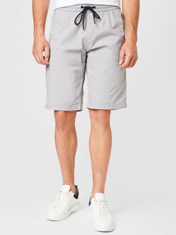 regular Pantaloni di TOM TAILOR DENIM in grigio: frontale