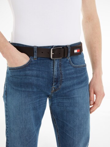 Cintura di Tommy Jeans in marrone: frontale