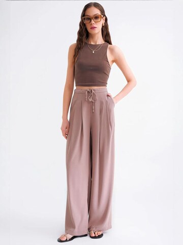 MixRay Wide leg Pleat-front trousers in Brown