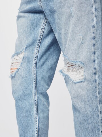 Calvin Klein Jeans Lużny krój Jeansy 'Dad' w kolorze niebieski