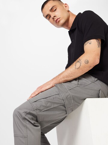 Regular Pantaloni cu buzunare 'Lo Ball Cargo' de la LEVI'S ® pe gri
