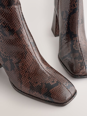 Next Enkellaarsjes 'Forever Comfort' in Bruin