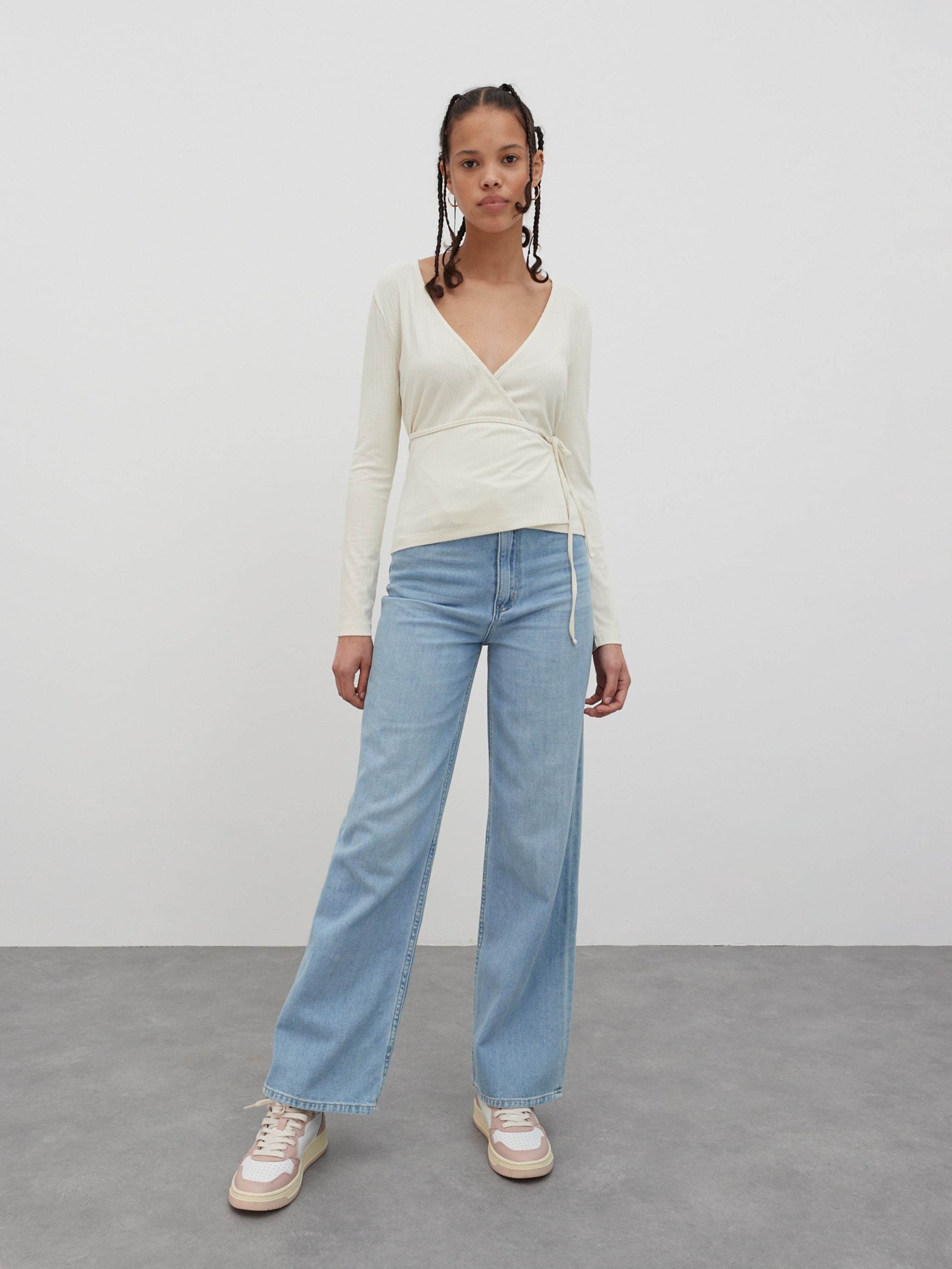 EDITED Productos Camiseta 'Odila' blanco natural