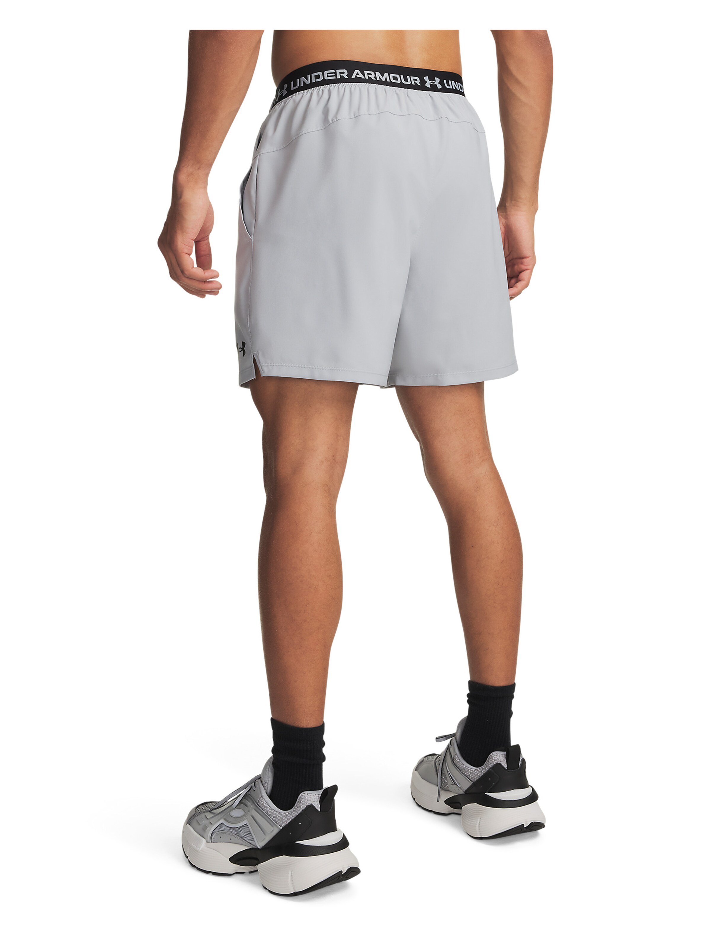 UNDER ARMOUR Regular Sportbroek 'Vanish' in Grijs