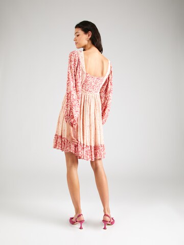 Dorothy Perkins - Vestido em rosa