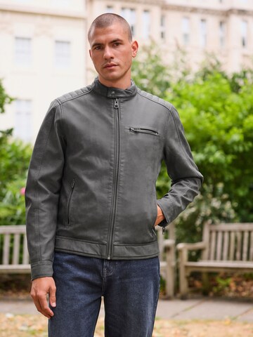 Next Übergangsjacke in Grau: Vorderseite