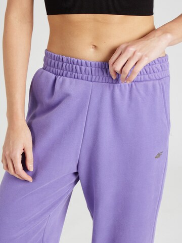 4F Loosefit Sportbyxa i lila