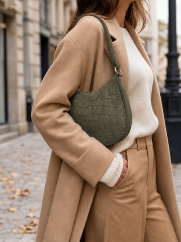 Brise Shoulder Bag in Green