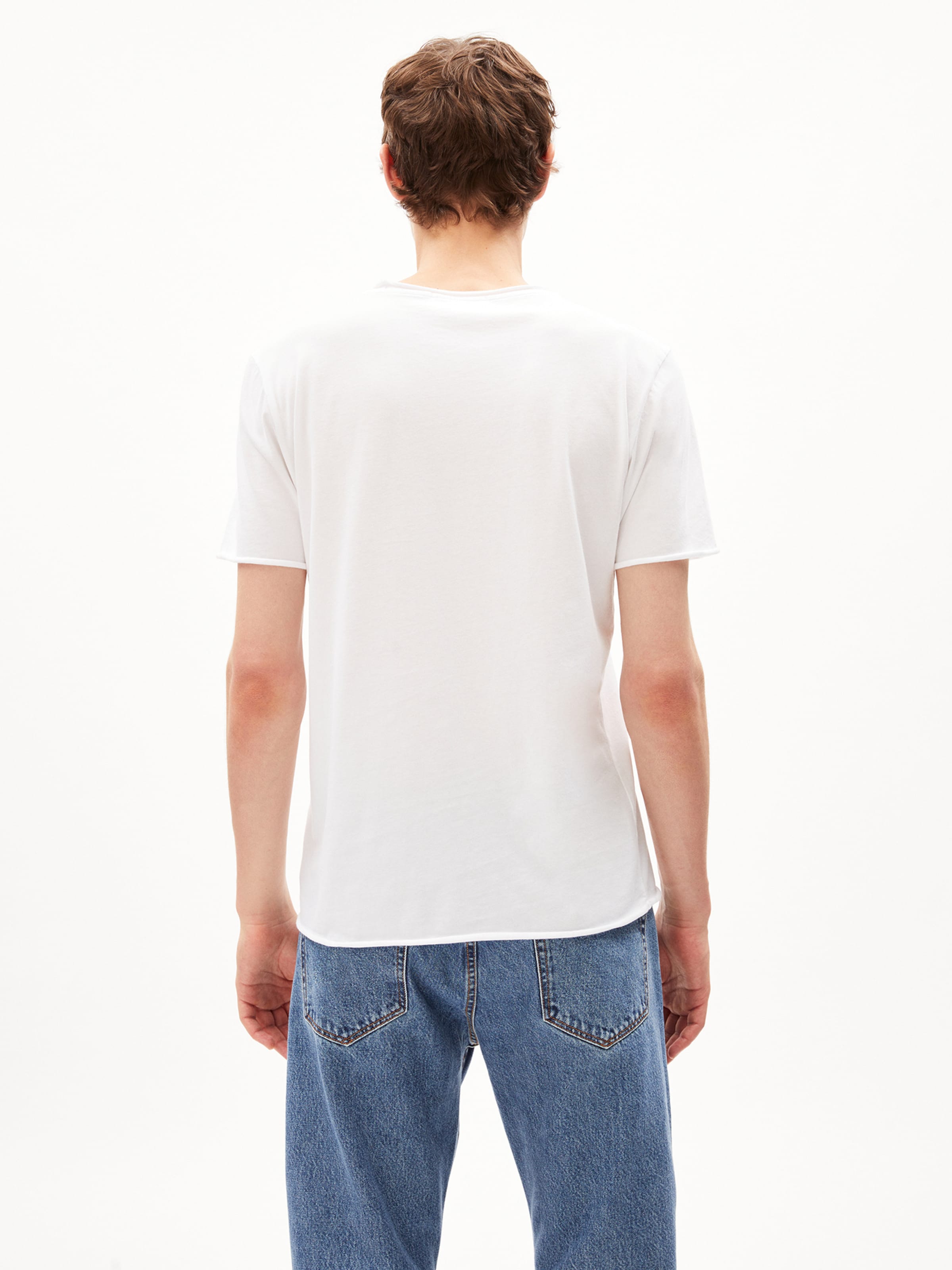 ARMEDANGELS T-Shirt ' JAAMES BRUSHED ' in Weiß: Vorderseite