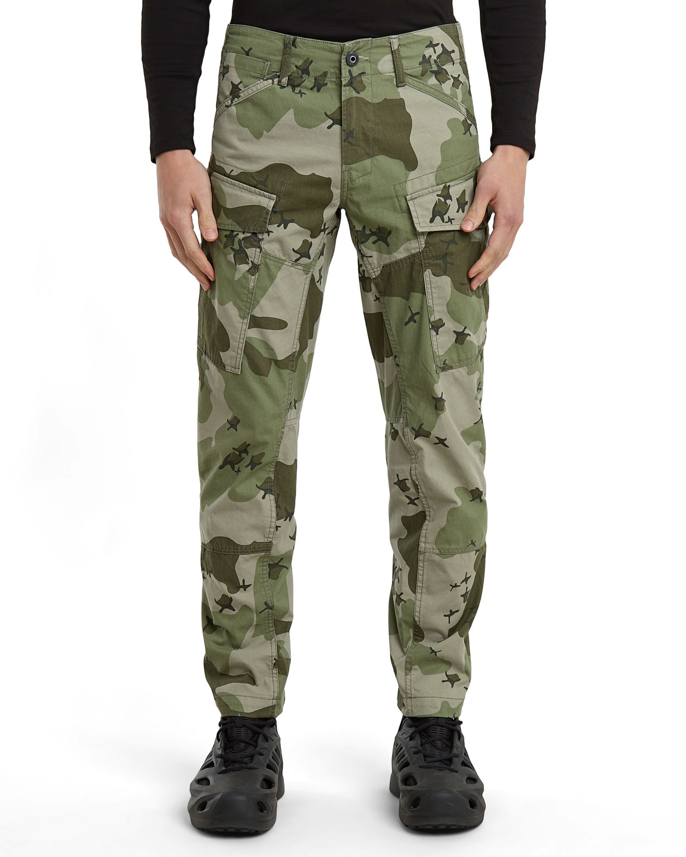 Effilé Pantalon cargo G-STAR en vert : devant