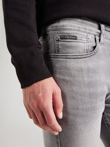 Calvin Klein Jeans Slimfit Τζιν σε γκρι