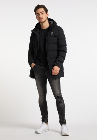 TUFFSKULL Winterjacke in Schwarz