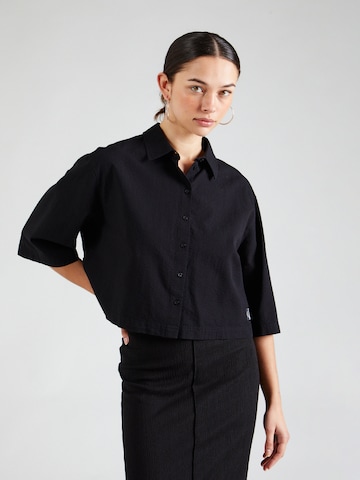 Calvin Klein Jeans Regular Fit Bluse i sort: forside