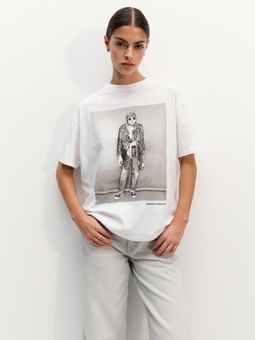 T-shirt Pull&Bear en blanc : devant