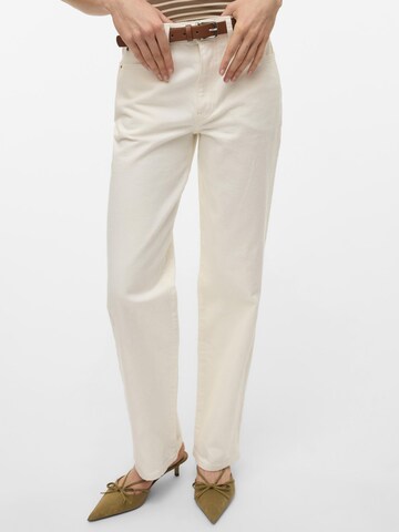 VERO MODA Regular Jeans 'VALERIE' in Beige