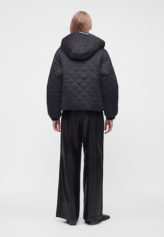 Karl Lagerfeld - Chaqueta de invierno 'IKON' en negro