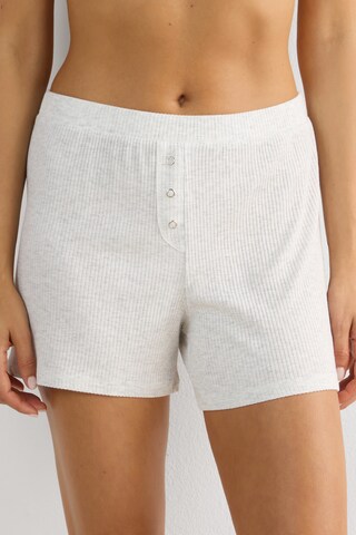 INTIMISSIMI Pyjamahose 'Chic Comfort' in Weiß: Vorderseite