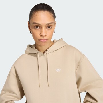 ADIDAS ORIGINALS - Sudadera 'Essentials' en beige