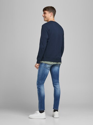 JACK & JONES Sweatshirt i blå