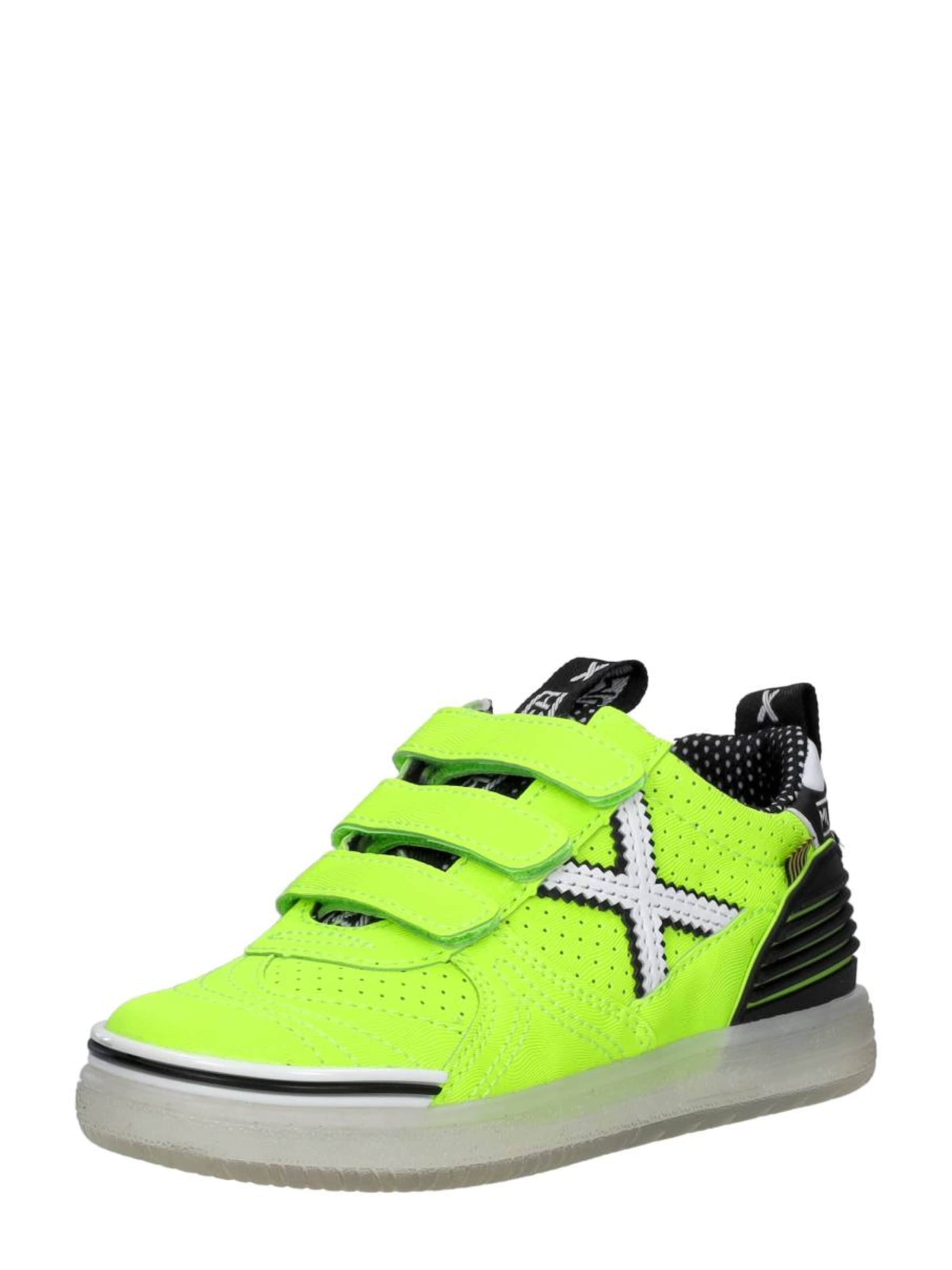 MUNICH Sneakers 'Klittenband Laag' in Groen
