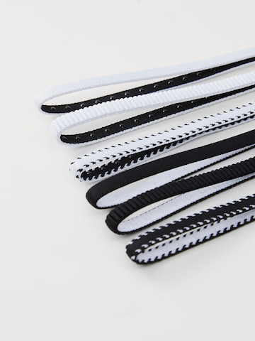 NIKE Spordipeapael 'Flex Classic', värv must