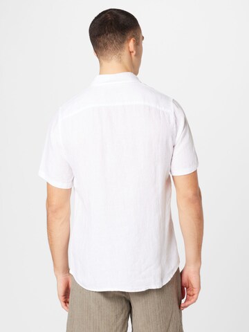 Abercrombie & Fitch Regular fit Риза в бяло