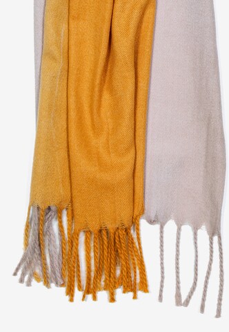 Cassandra Accessoires Scarf in Yellow