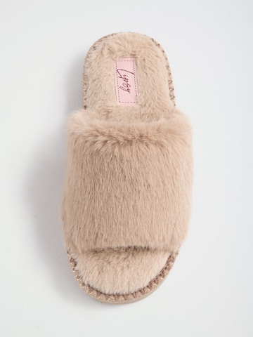 Lipsy - Zapatillas de casa en gris