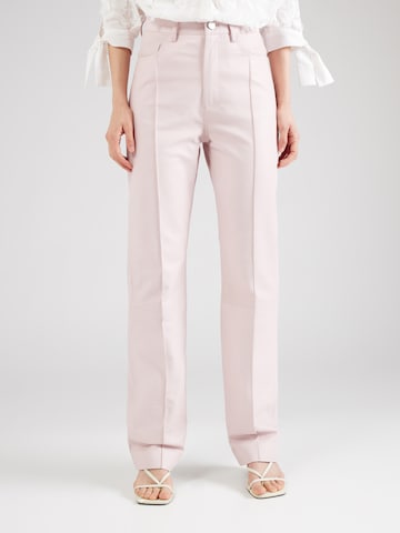 Regular Pantalon à pince REMAIN en rose : devant