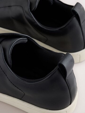Next Sneakers laag in Zwart