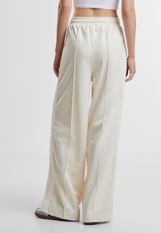 Wide Leg Pantalon Urban Classics en beige