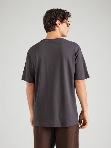 Only & Sons - Camiseta 'ONSHALLOWEEN' en gris