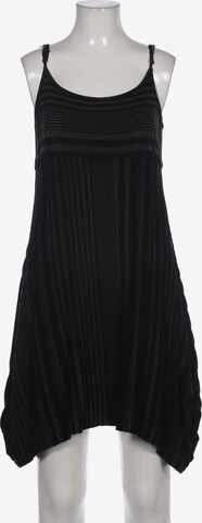 Cut Loose Dress in XS in Black: front