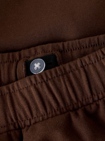 NAME IT - regular Pantalón en marrón