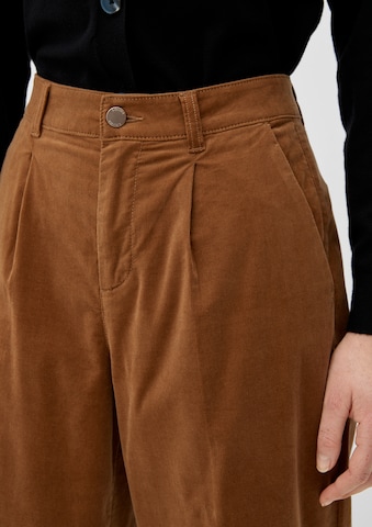 s.Oliver Wide leg Pleat-Front Pants in Brown