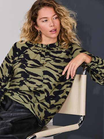 Next - Blusa en verde