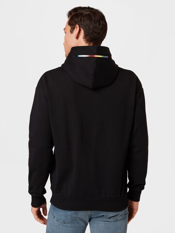 Calvin KleinSweater majica 'PRIDE LOVE' - crna boja