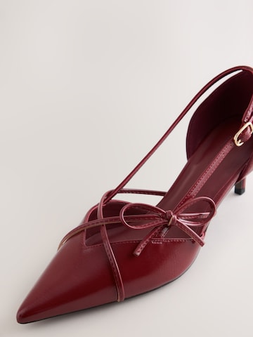 Next Pumps in Rot