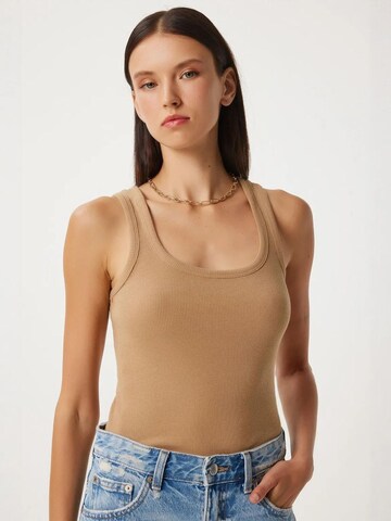 Haut 'Tanktops & Camis' Happiness İstanbul en blanc