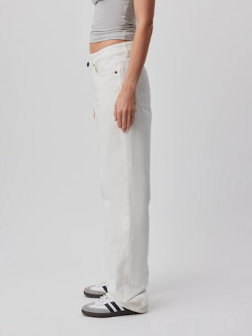 Loosefit Jeans 'Admira' de la LeGer by Lena Gercke pe alb